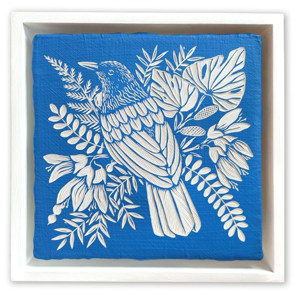 Nestled Tui : 24cm Square